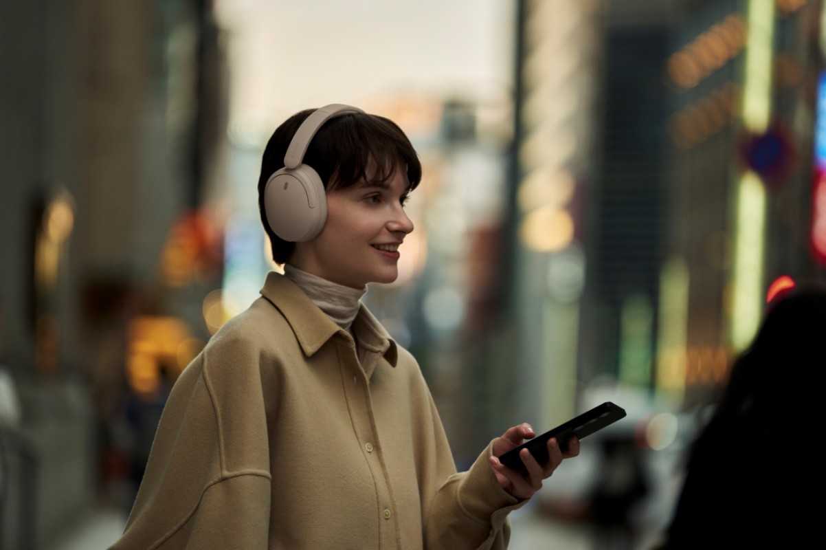 解鎖極致無線音訊！Sony 全新耳罩式耳機雙陣容登場，智慧降噪與潮流輕量一次滿足