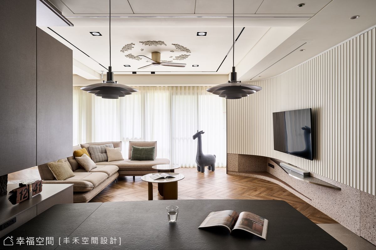 穿梭現代與復古 異材質交織純粹之境|40坪|現代風