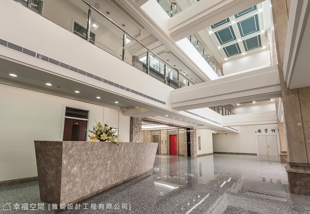 中西合璧之作 現代古典學府