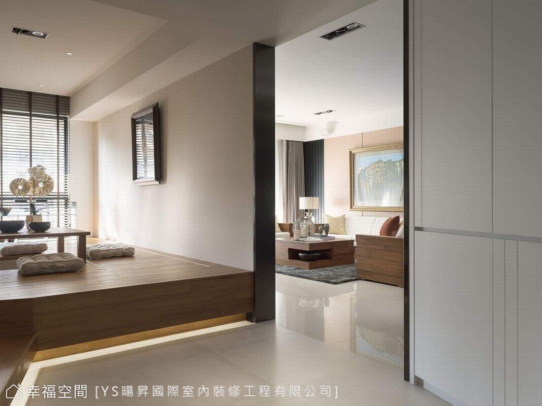 多功能室玄關的退縮設計