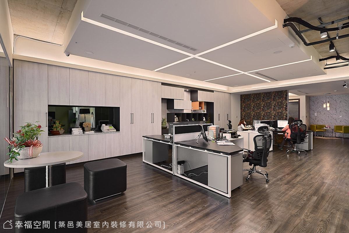 當個快樂上班族 簡單舒適辦公空間