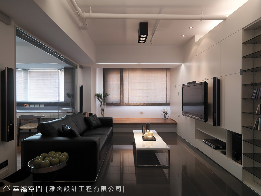 黑白簡約 光影描繪現代家居