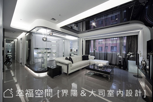 玄關望向室內(1)