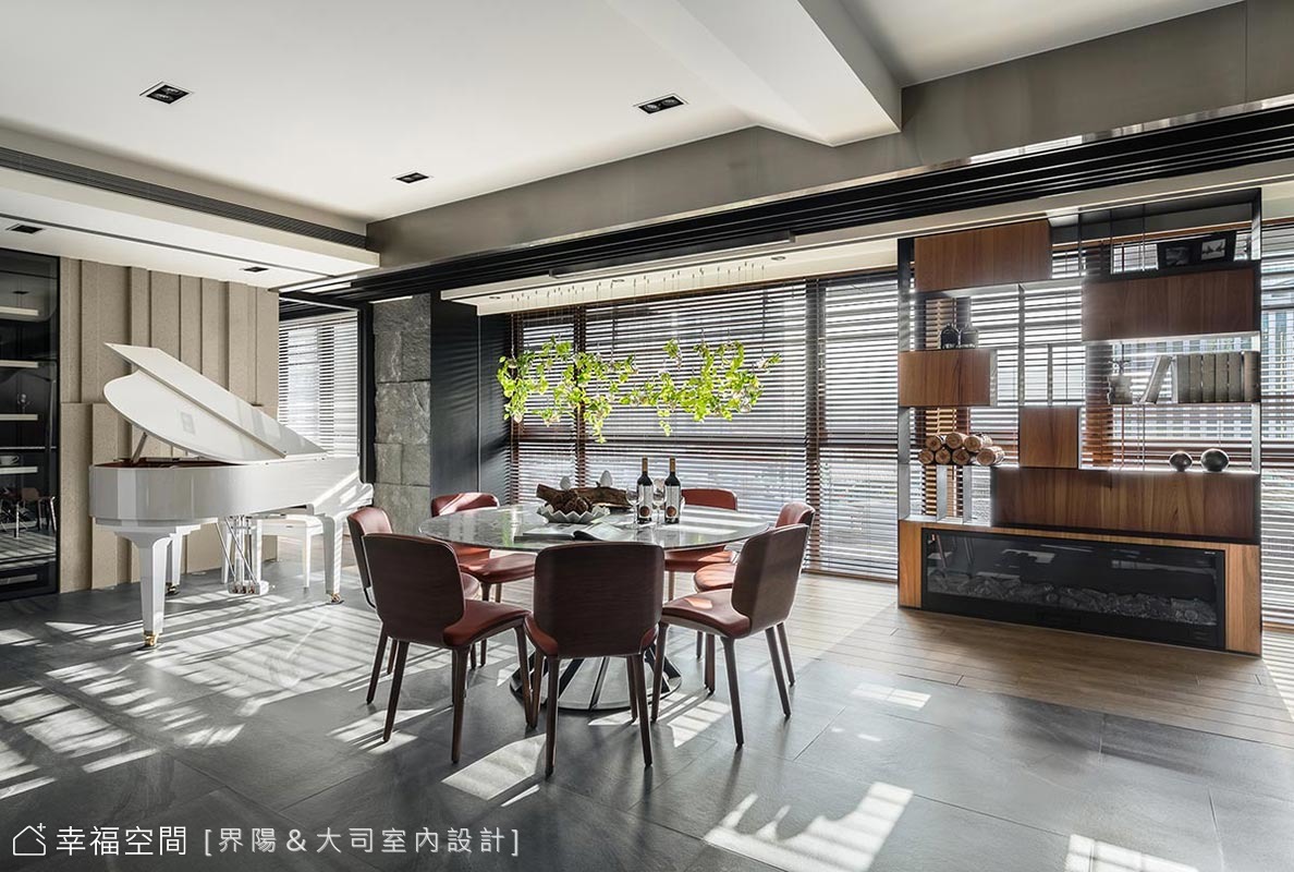 餐廳與琴區
