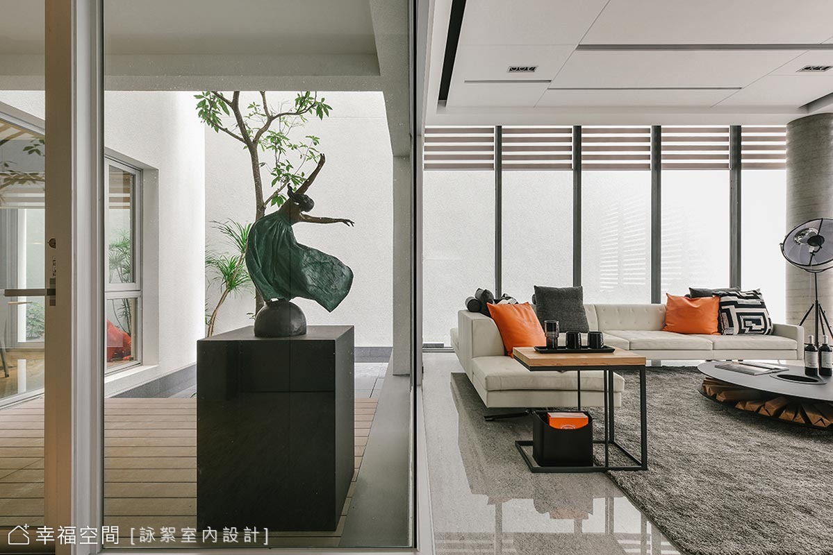 擁抱日光 清透明亮唯美宅