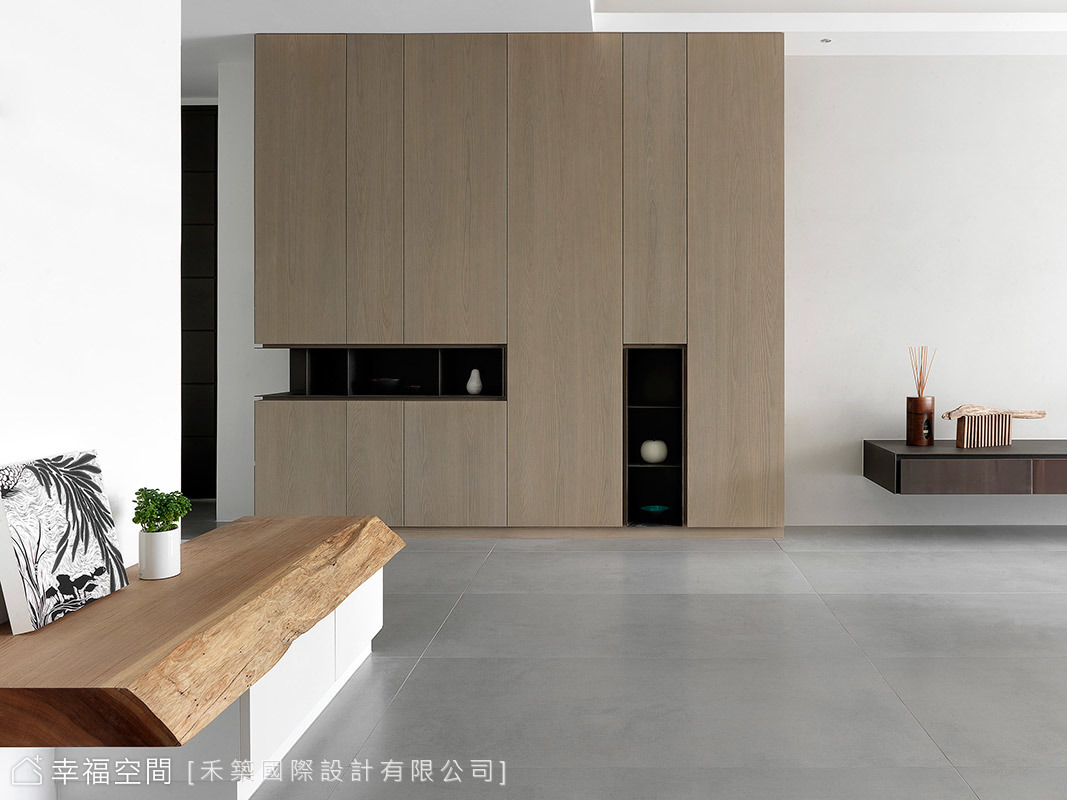 玄關櫃體