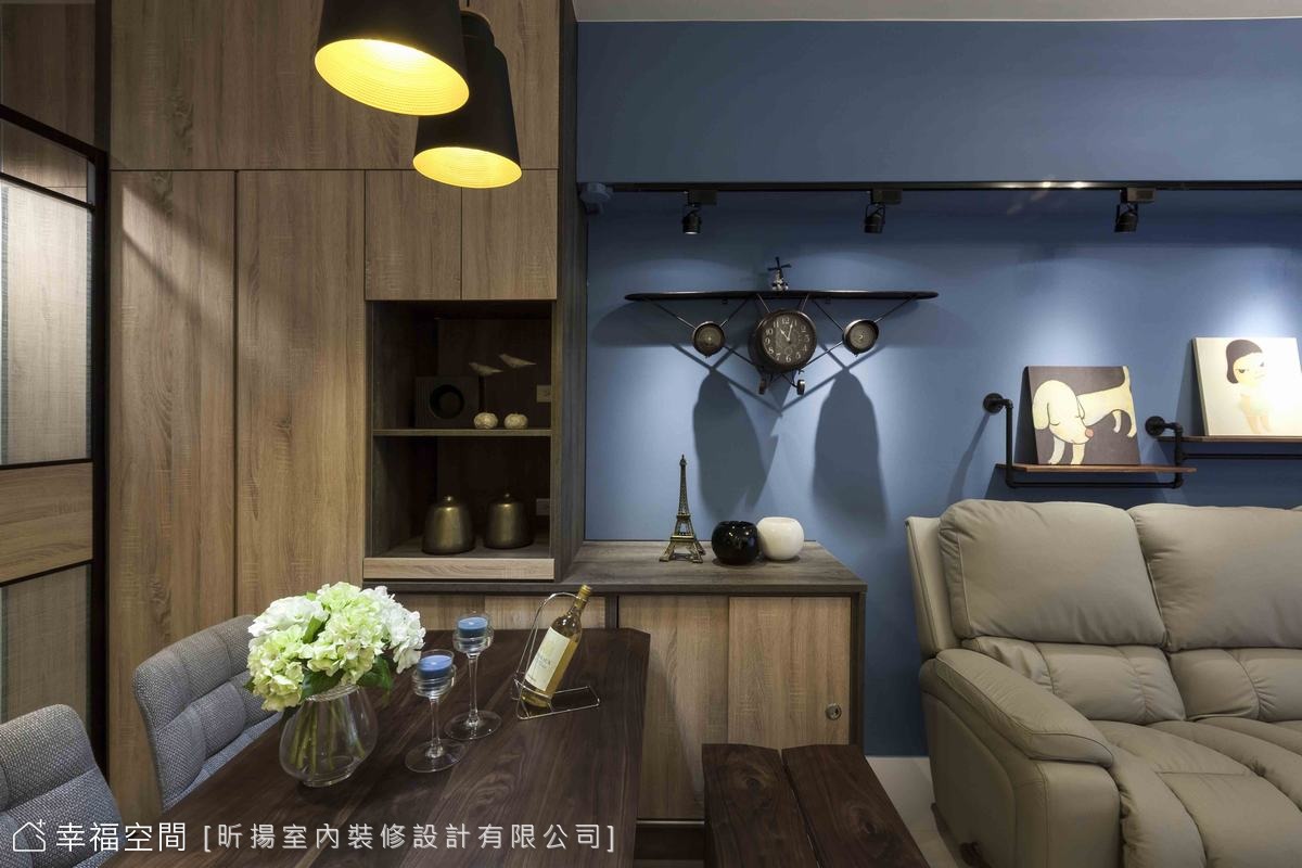 灰階藍調打造個性工業LOFT風況味宅│20坪