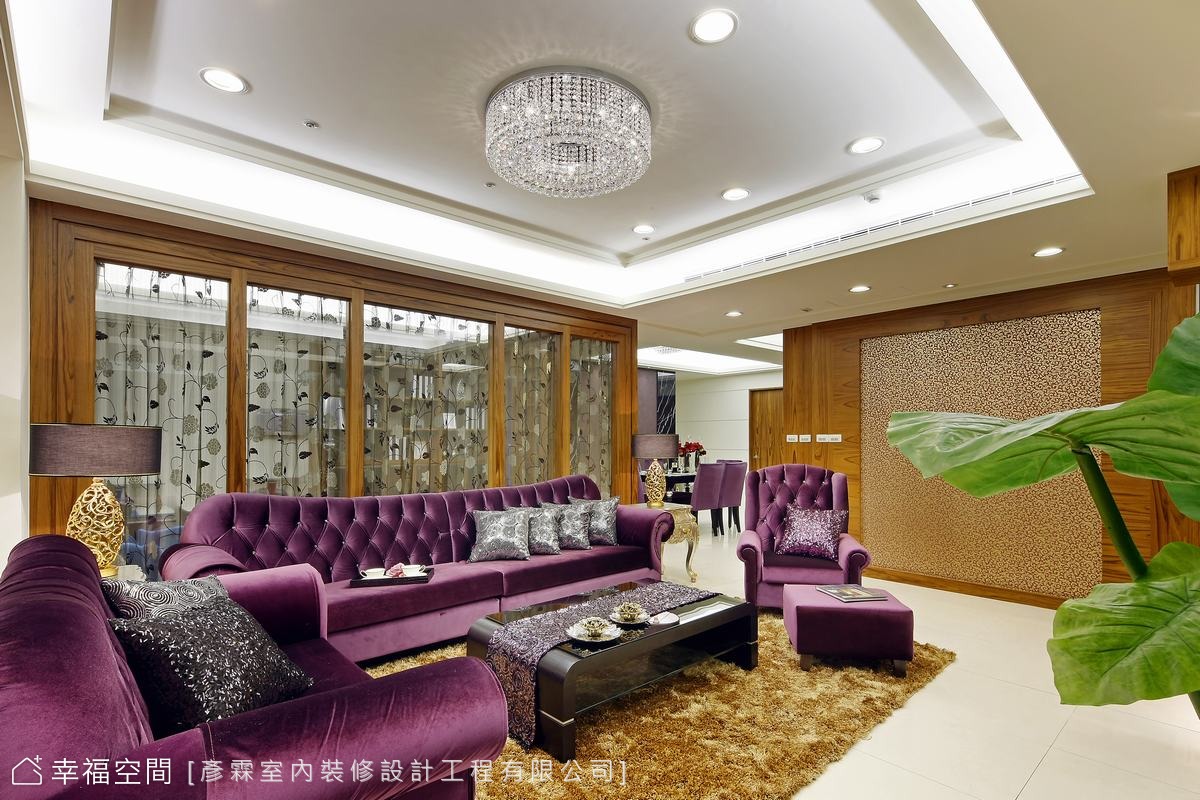 大器中看見浪漫在蔓延