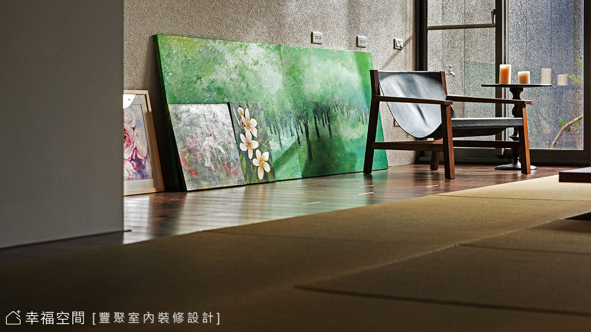 手打研牆面