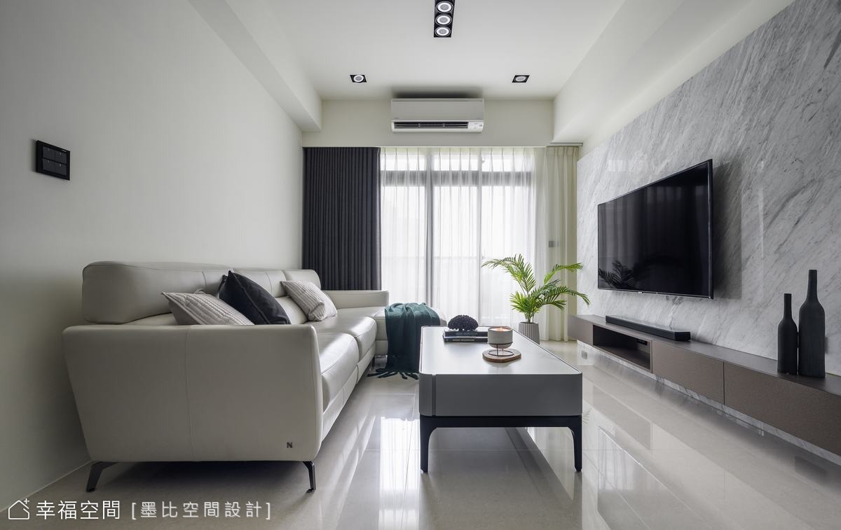 黑白系簡潔、清朗的西式居家度假宅