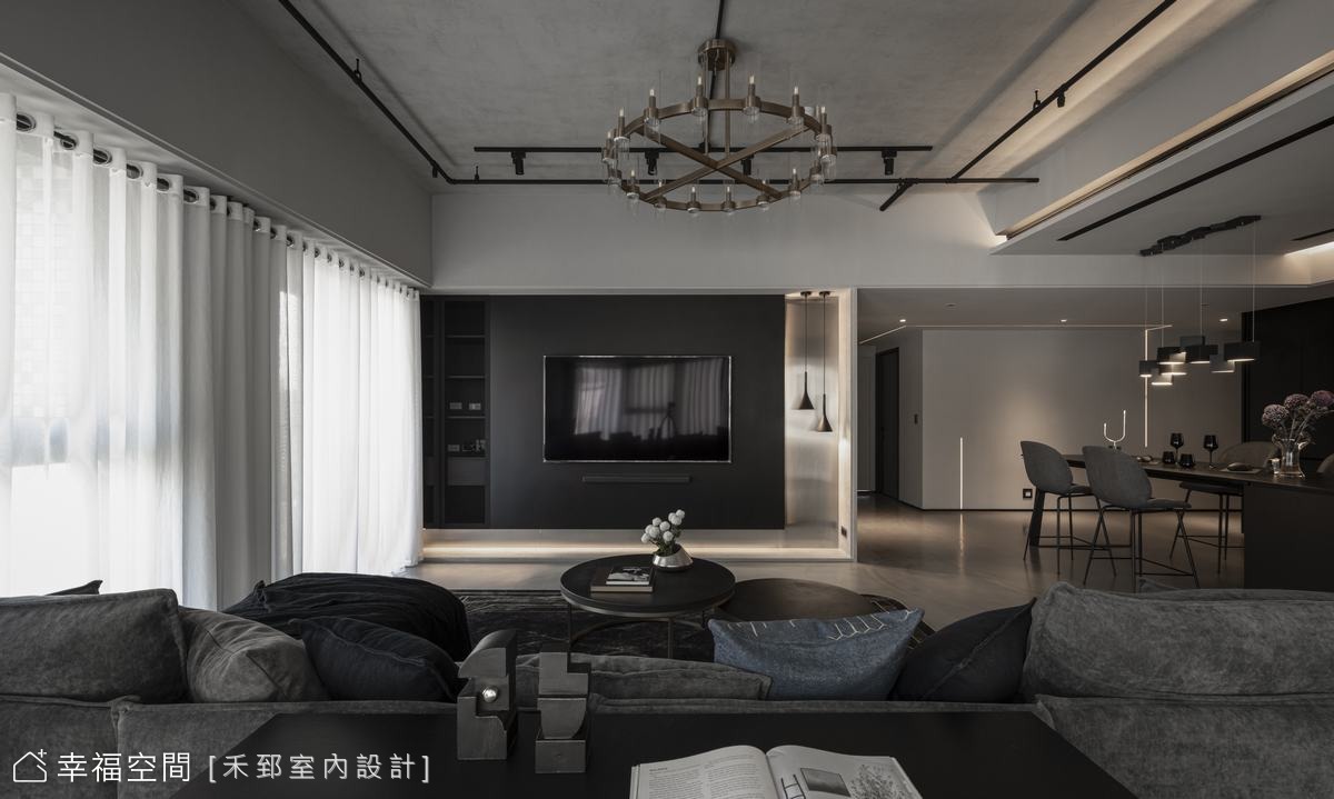 開啟灰色濾鏡 透顯俐落時尚魅力