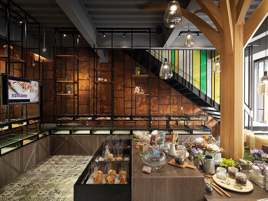 15.新竹-芙洛麗大飯店烘培坊2店-90坪-商空餐飲-LOFT風